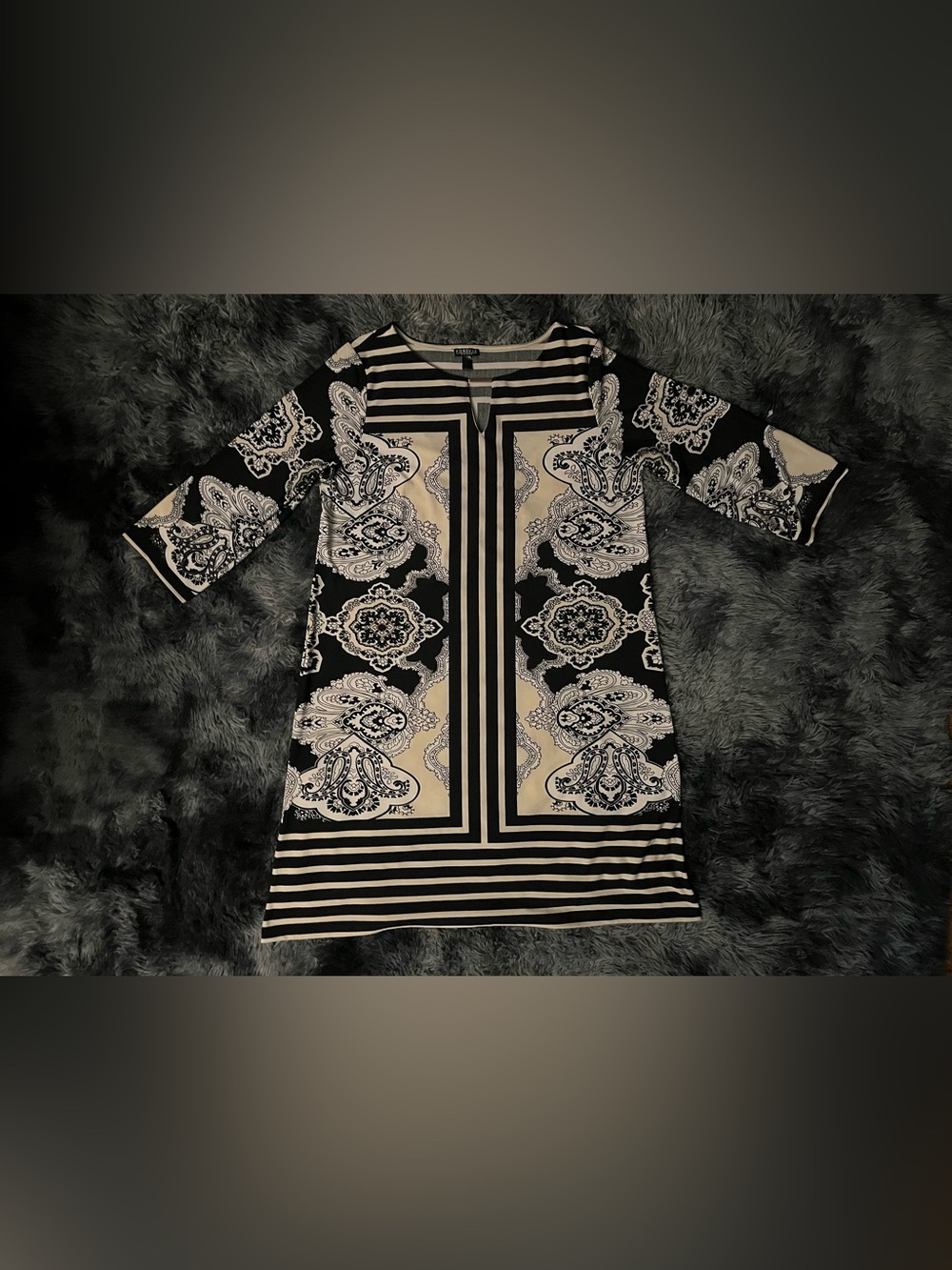 Forever Woman Black and Cream Long Sleeve Printed Shift Dress